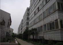 郑铁三北小区人口_小区门口照片(2)