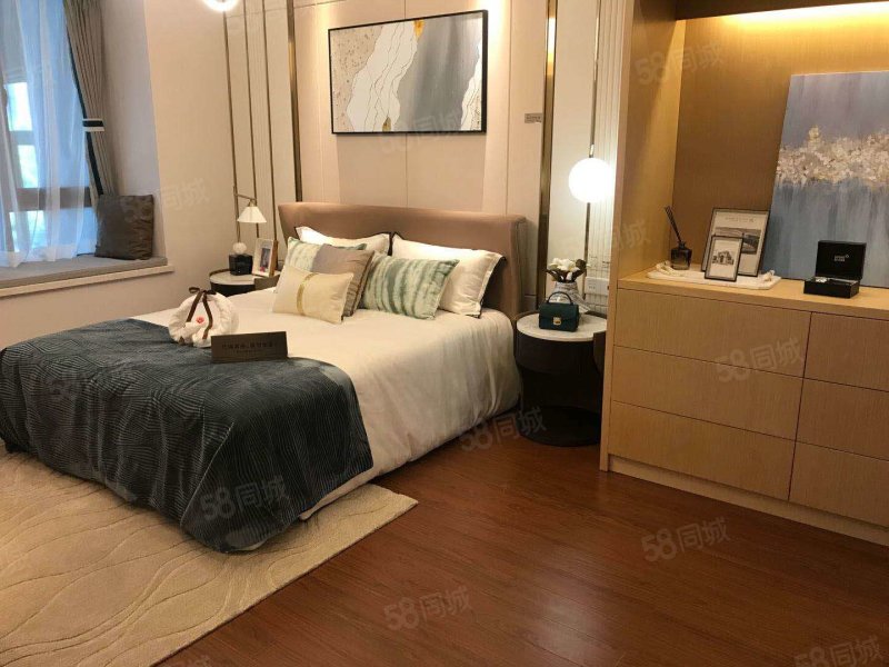青山二手房 工业大道二手房 交通情况 地铁5号线就在门口,八大家站