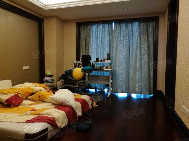 【12图】蓝色钱江 边套跃层 双层露台可看西湖