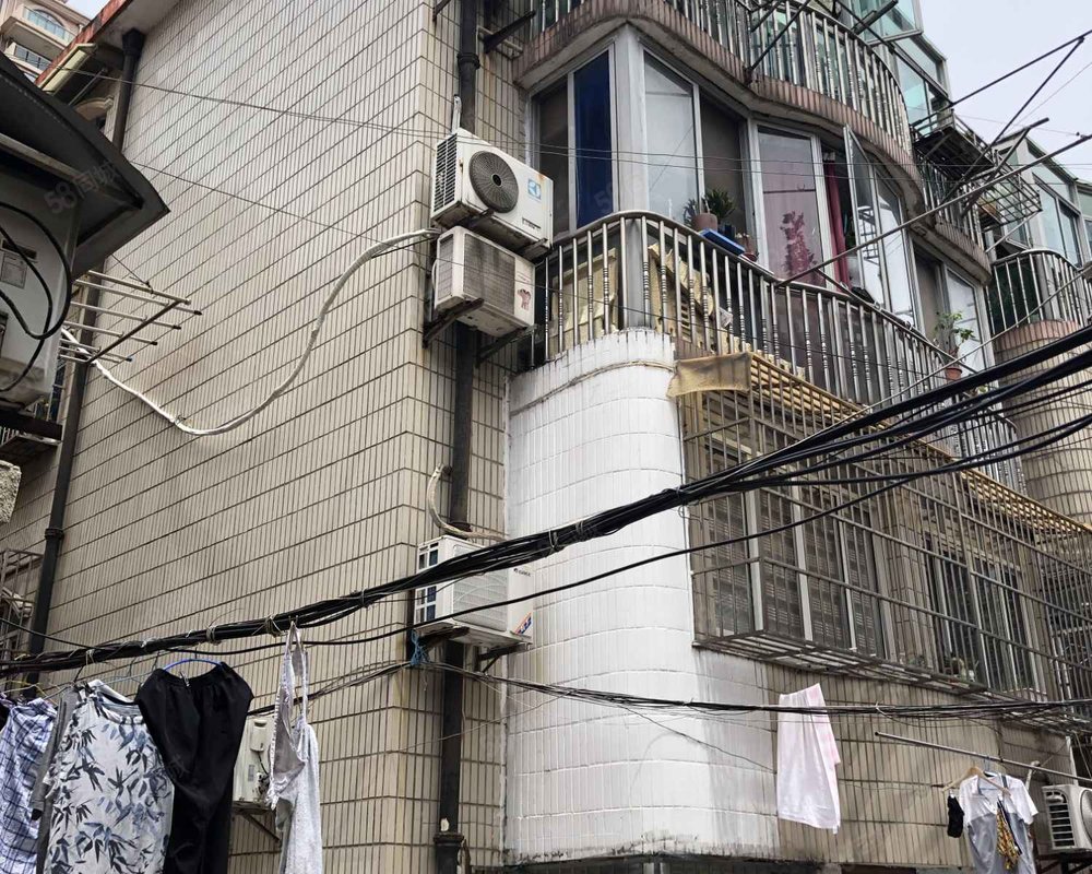 四平路125弄小区内环以内