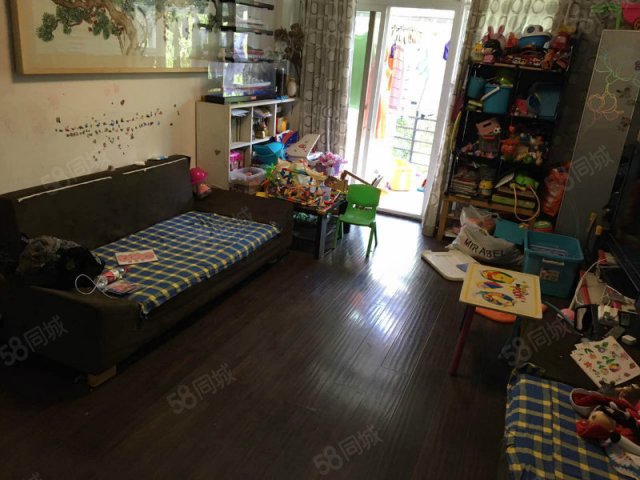 【7图】公摊面积小 交通便利 环境优美 大型超