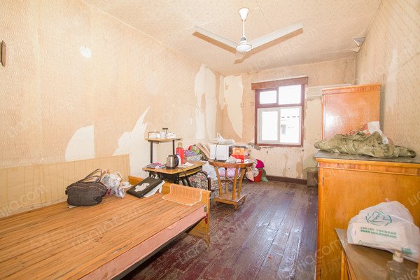 【7图】打一小学 原建88年房龄 名额未用 临近