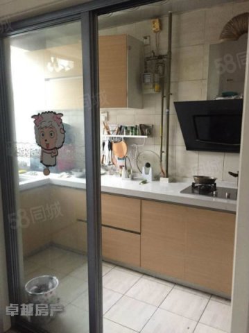 【15图】W一梯三户公摊17 凤凰路小学学区 紧