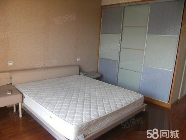 【8图】专业诚信带办上海长期 临时居住证 以