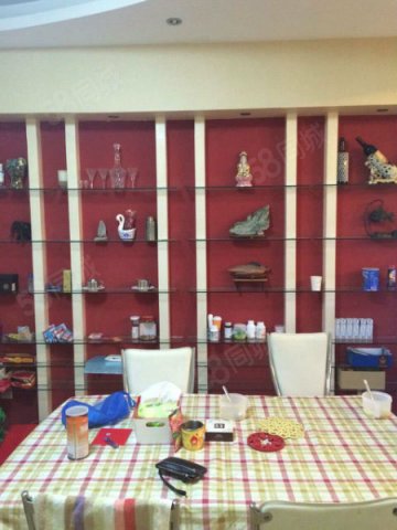 【10图】公摊面积小 交通便利 环境优美 大型超