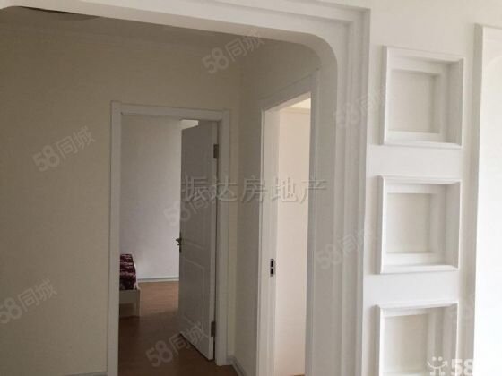 【9图】房屋建筑面积90 使用57 南向 交通便利