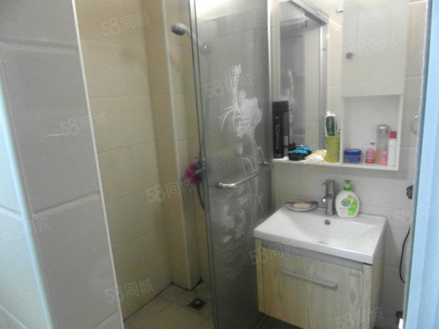 【5图】安顺路 凯旋路 红坊创意园 东华大学 安