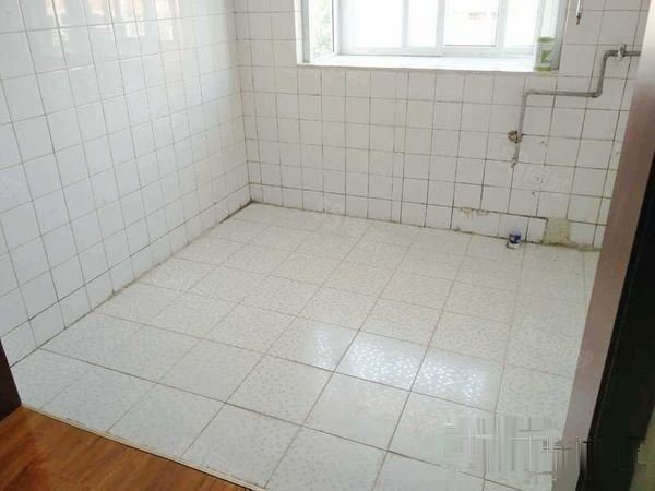 【10图】水上公园安居园田字格三室南北通透