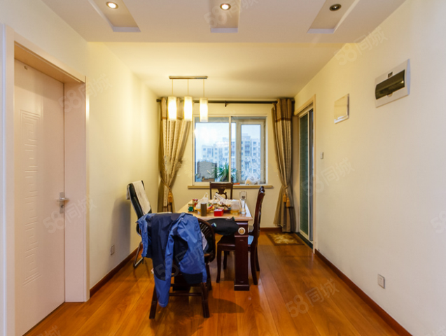 【9图】枕海山庄耳朵户型套三,装修不错保养好