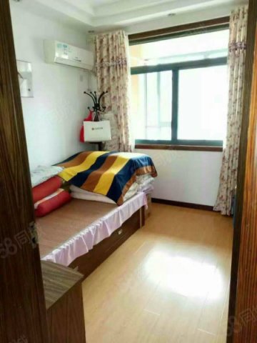 【5图】高层中间户,精装小三房,公摊小,无遮挡