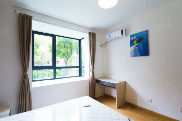 【23图】(单间出租)两年房租不变,中途退房无违