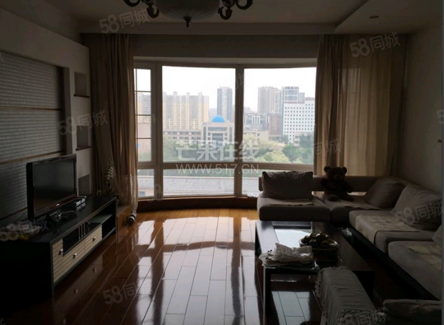 【8图】急售《成龙花园》板楼 平层 南北 不临