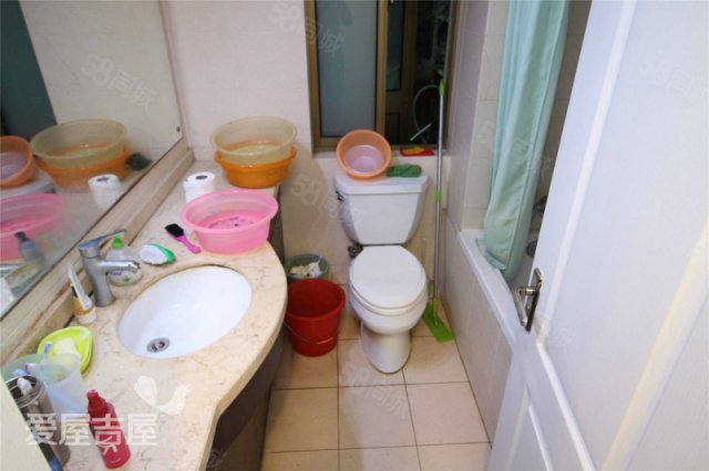 1楼住宅出租 看房预约 东西全配 乐坊超市,普陀区靖边路299弄