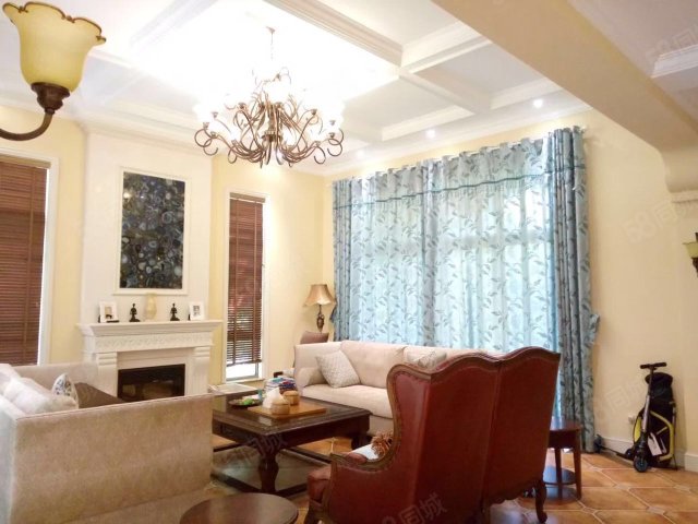 【6图】佘山3号 独栋别墅 小区环境好 婚房装修