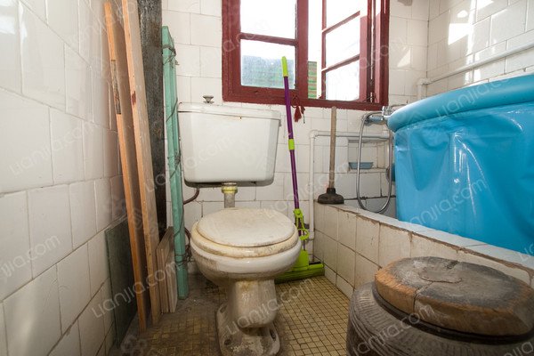 【7图】打一小学 原建88年房龄 名额未用 临近