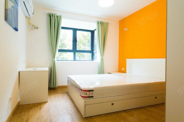 【23图】(单间出租)两年房租不变,中途退房无违