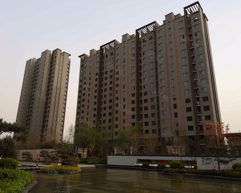 万浩红玺城