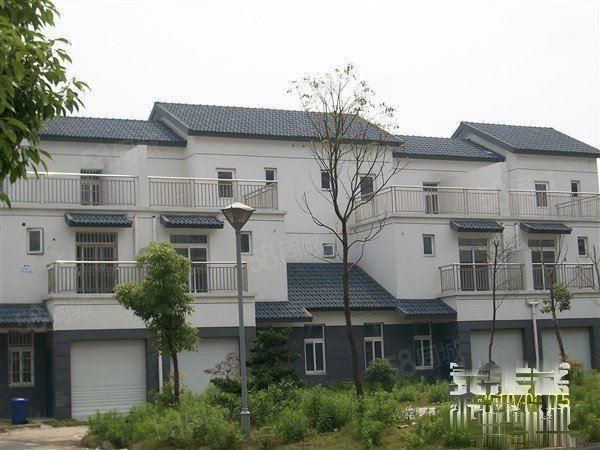 【10图】古镇旁玲珑家园联排别墅免税265平仅