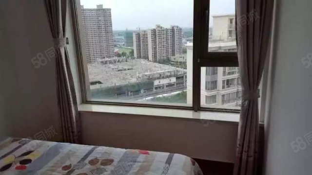 【6图】11号线嘉定北站,日月光伯爵公馆,嘉定