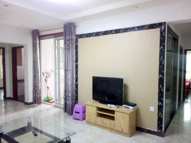 【11图】杨家坪直港大道 房交所楼上 精装修三