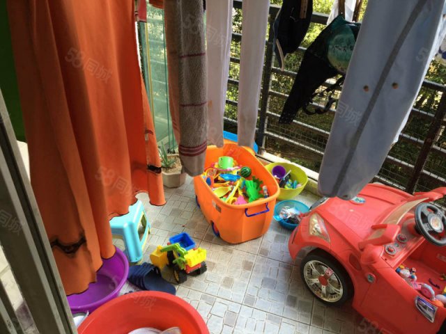 【7图】公摊面积小 交通便利 环境优美 大型超