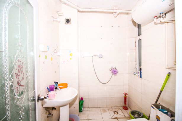 【6图】稀缺多层带电梯两梯三户公摊小鑫苑国