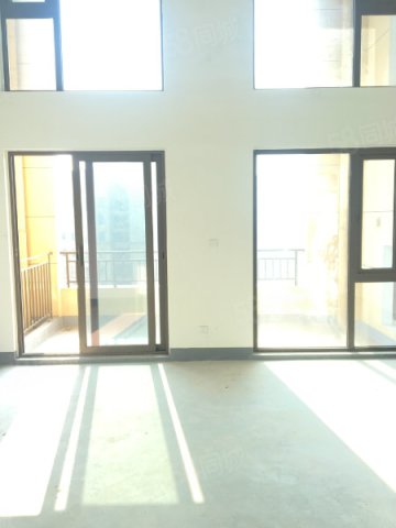 【9图】世茂西西湖 跃层 建筑面积89 使用面积