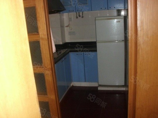 【6图】四号线地铁 大连路周家嘴路 两室户 空