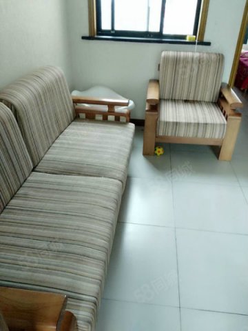 【5图】唯亭东亭家园 小户阁楼中等装修 幼儿