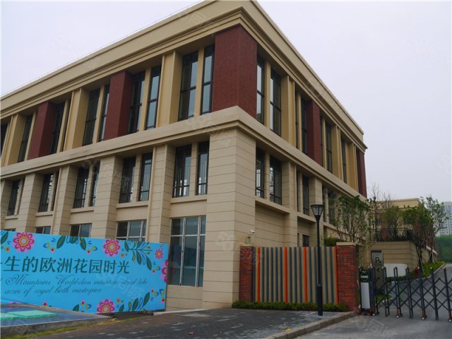 【13图】融创欧麓花园 品质小区 铂爵郡三期 小