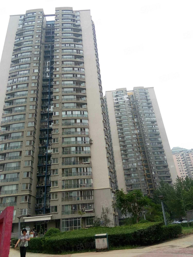 西豪逸景家园