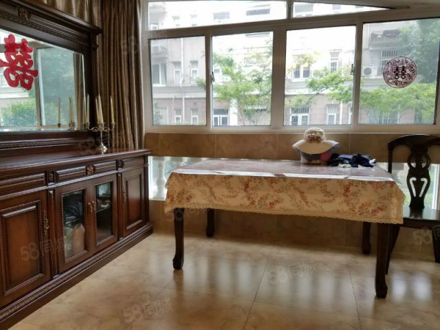 【6图】百家湖巴黎城地铁三号线豪装跃层5房