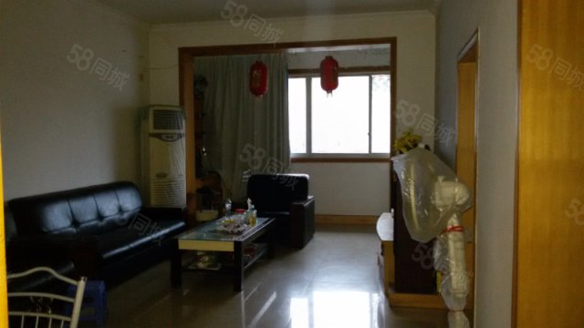 【4图】南坪公交车站星宇花园旁边楼梯两房出