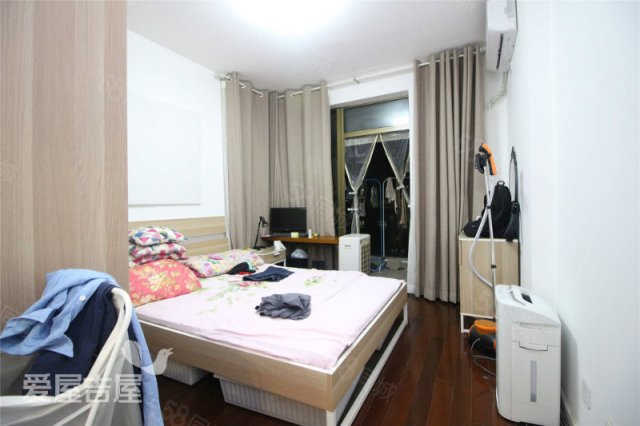 租 看房预约 东西全配 乐坊超市,普陀区靖边路2