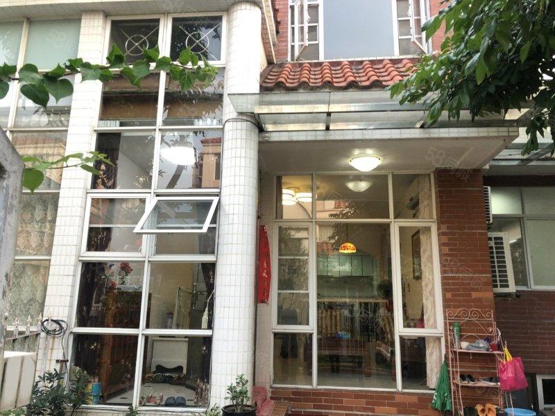 东涌名苑别墅 业主加建地下室和两个大阳台 精装修产权清晰
