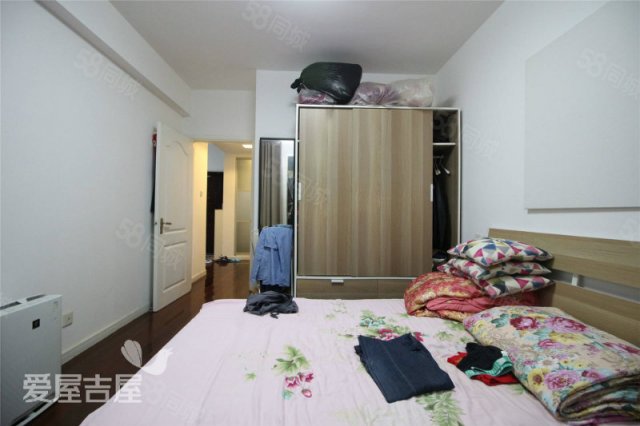 租 看房预约 东西全配 乐坊超市,普陀区靖边路2