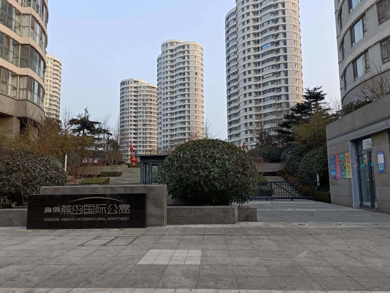 海信燕岛国际公寓3室2厅2卫136.3㎡南北698万