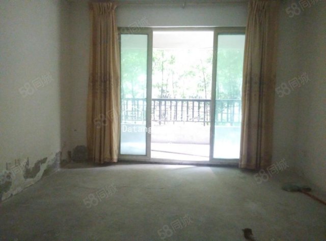 【12图】白家批发市场对面 阳光地中海毛坯房