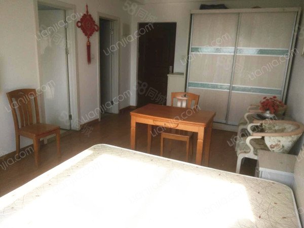 【6图】上海汽车博览公园旁,环境优雅,房子精