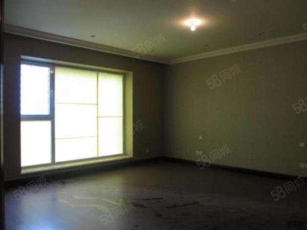 【12图】送1车位、5星管家服务、开发商统一