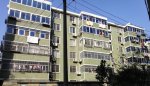 花东三村5813元/平米