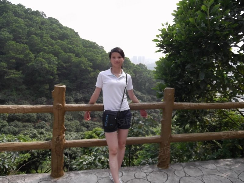 刘淑萍生活照 - 世华地产 世华地产天健现代