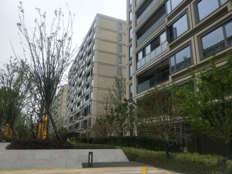 宁波轨道绿城杨柳郡
