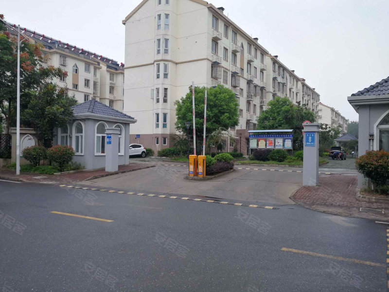竹镇民族小区(荷圩路8号)