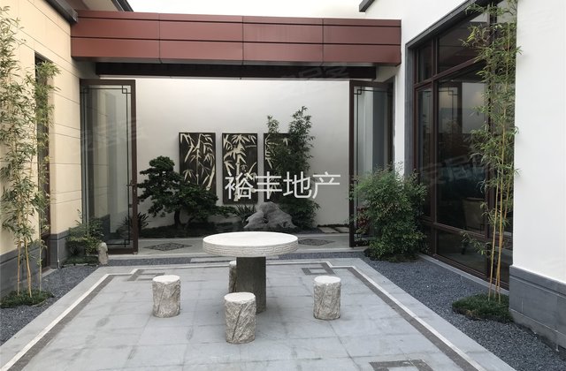 雅居乐小院流溪别墅