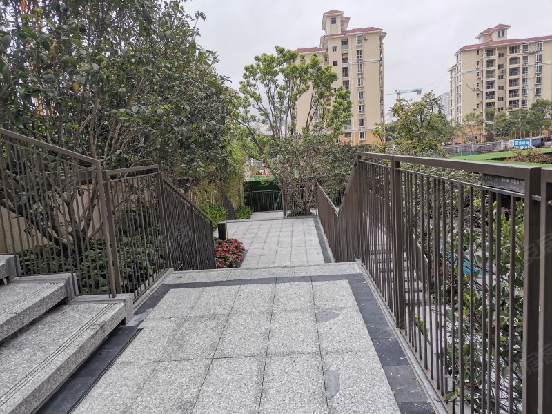 海伦堡青云台(别墅),长逸路-中山海伦堡青云台(别墅)