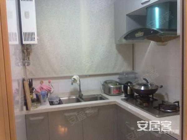 【多图】中原推荐:富隆苑电梯大三房 居家