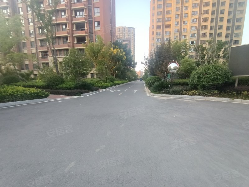 名邦国际花都