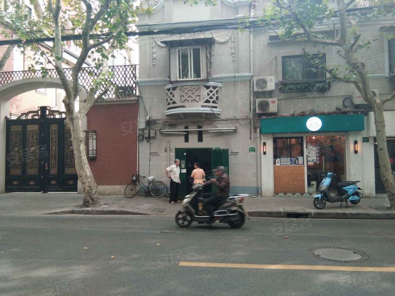 巨鹿路661号小区