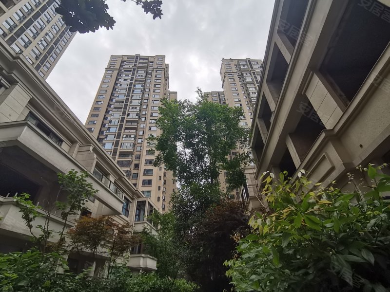 保利国宾首府一期